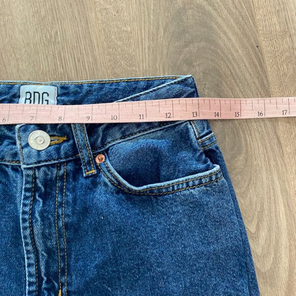BDG (from Urban Outfitters) Mid-Blue "Mom High-Rise" Distressed Jeans - Picture 7 of 14